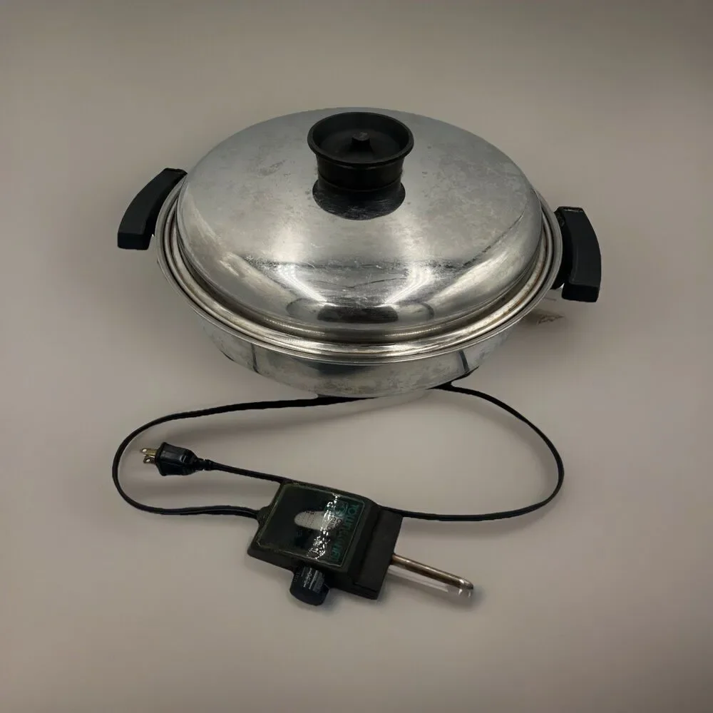 Townecraft Liquid Core Electric Skillet 82010 Complete Set Lid & Cord Tested
